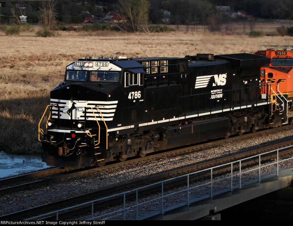 NS 4786